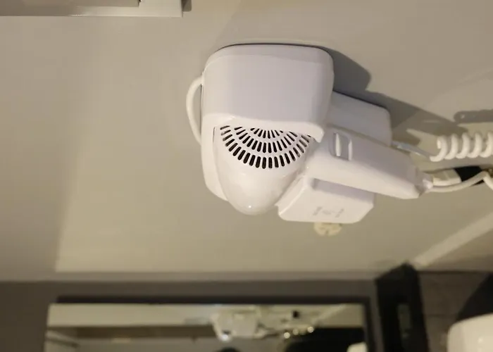Modernaestheticpicc Moaccpairportpool Wi-fi Apartment